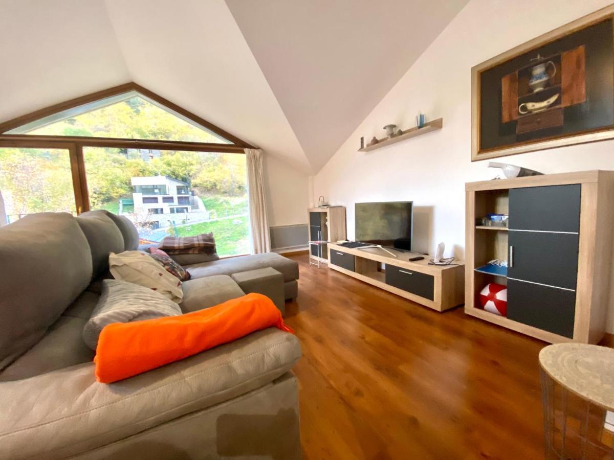 Apartmán Els Esquiadors Llorts Exteriér fotografie